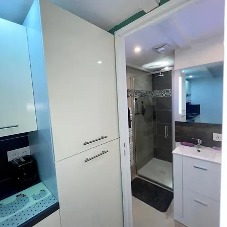 Bel Appt Secteur Marais Apartment